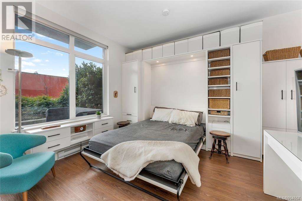 Photo 4 of 219 515 Chatham St, Victoria BC