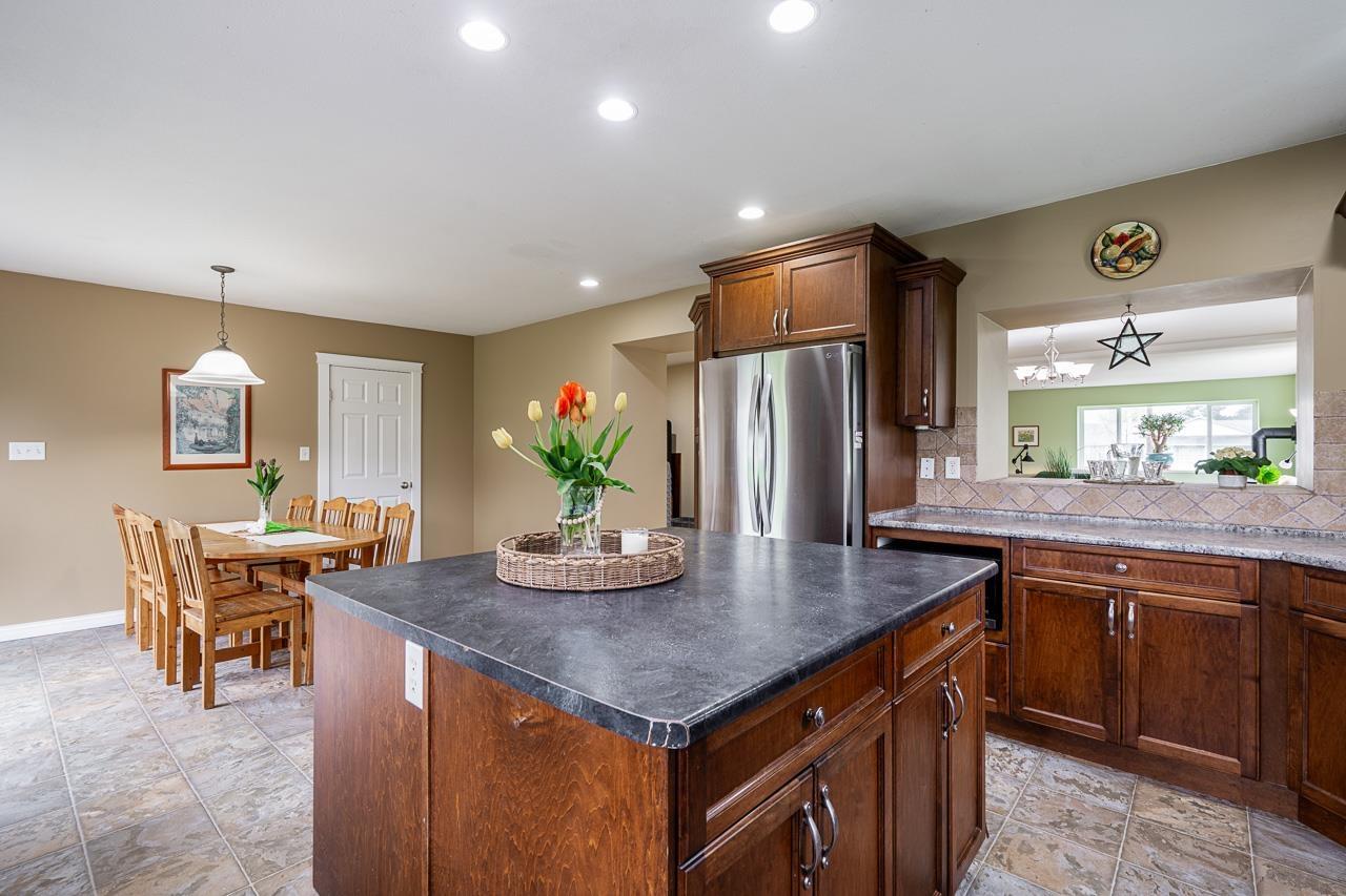 Photo 11 of 40575 No 4 Road, Abbotsford BC