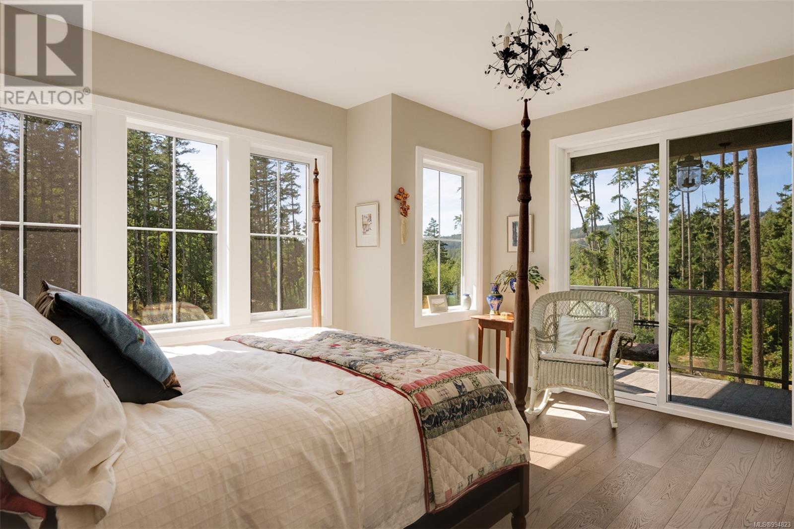  890 Montreul Heights, Metchosin
