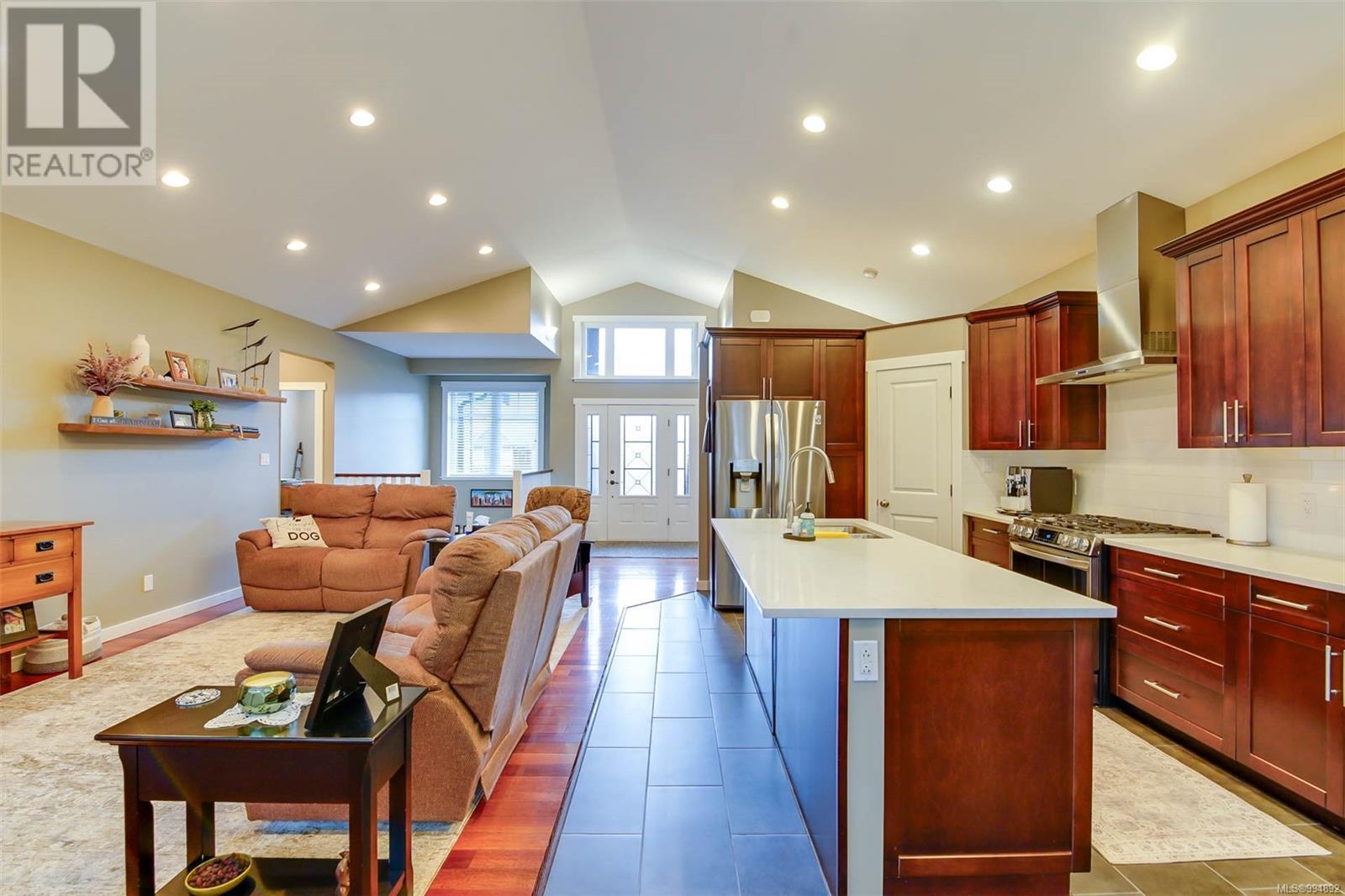 3348 Waterfern Dr, Port Alberni