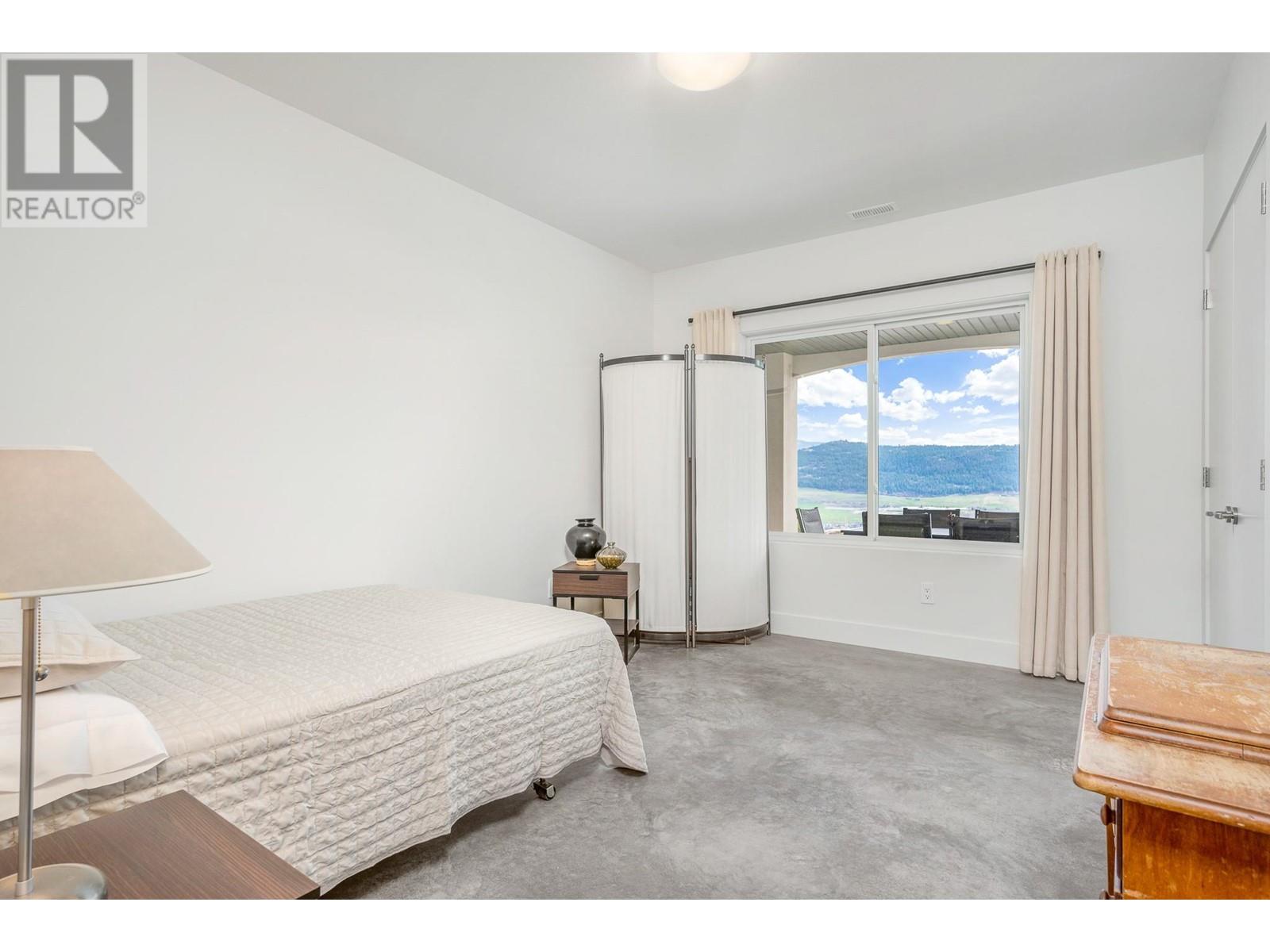  104 Silversage Lookout Court, Vernon
