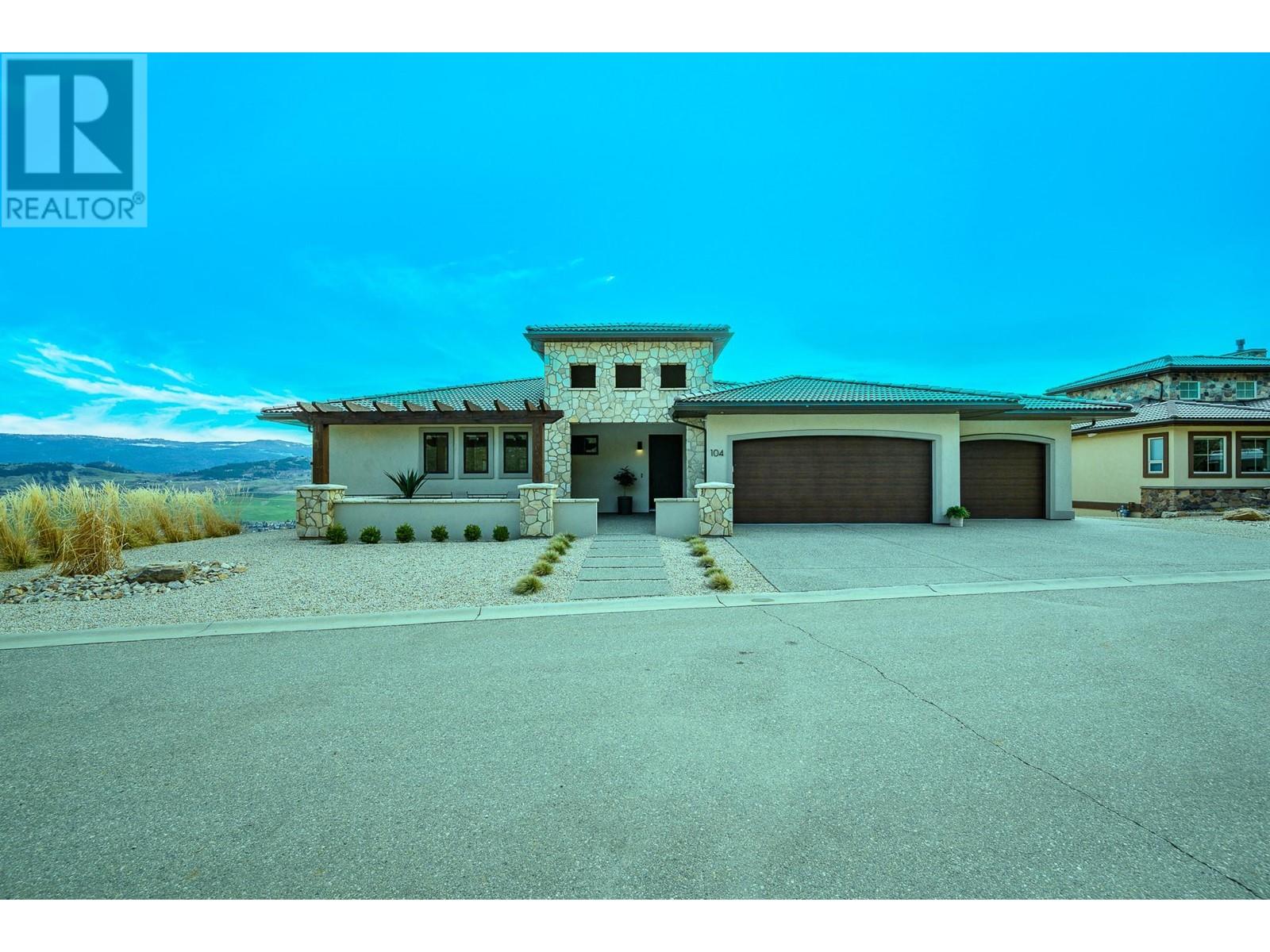  104 Silversage Lookout Court, Vernon