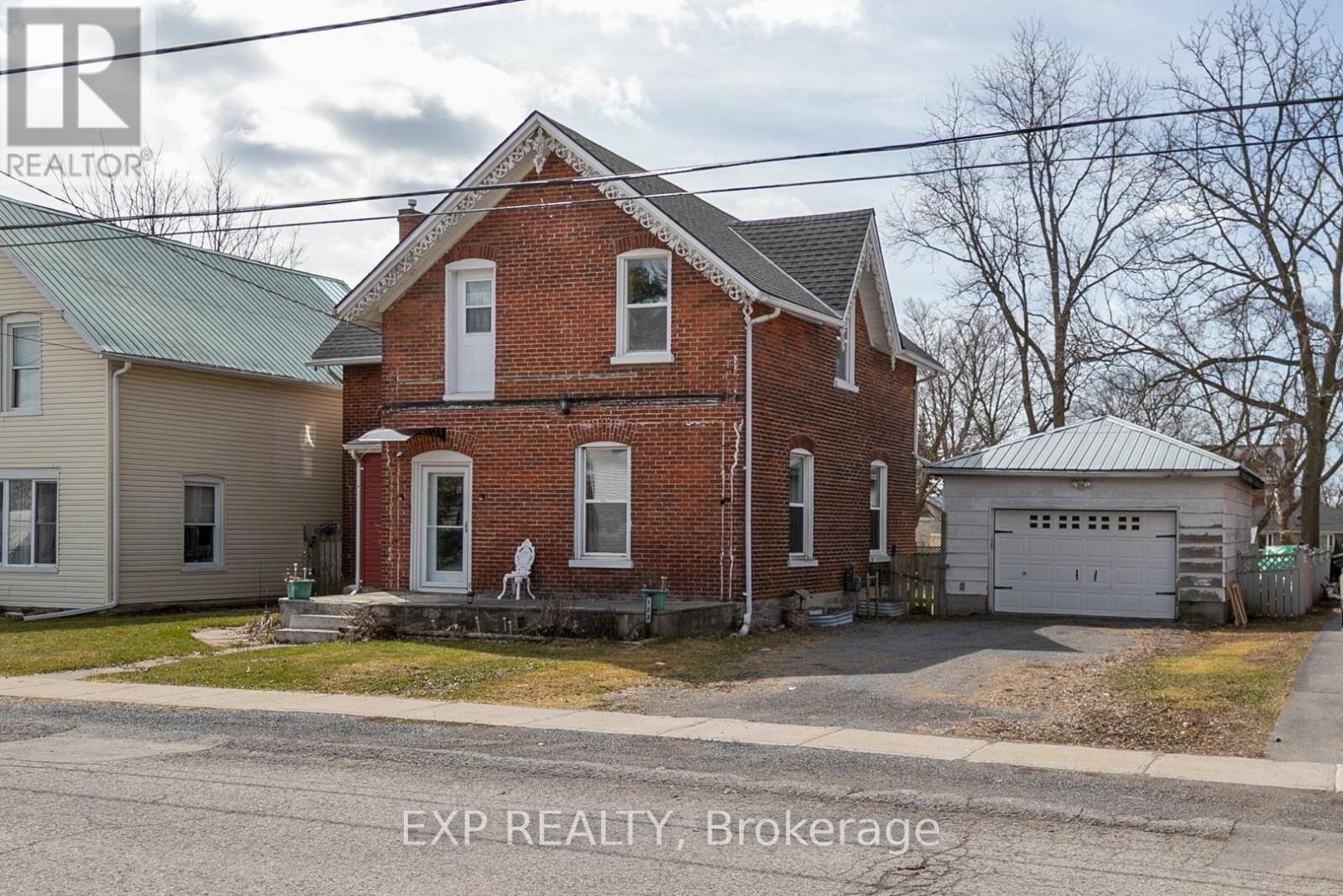 Photo 2 of 123 Green Street, Deseronto ON