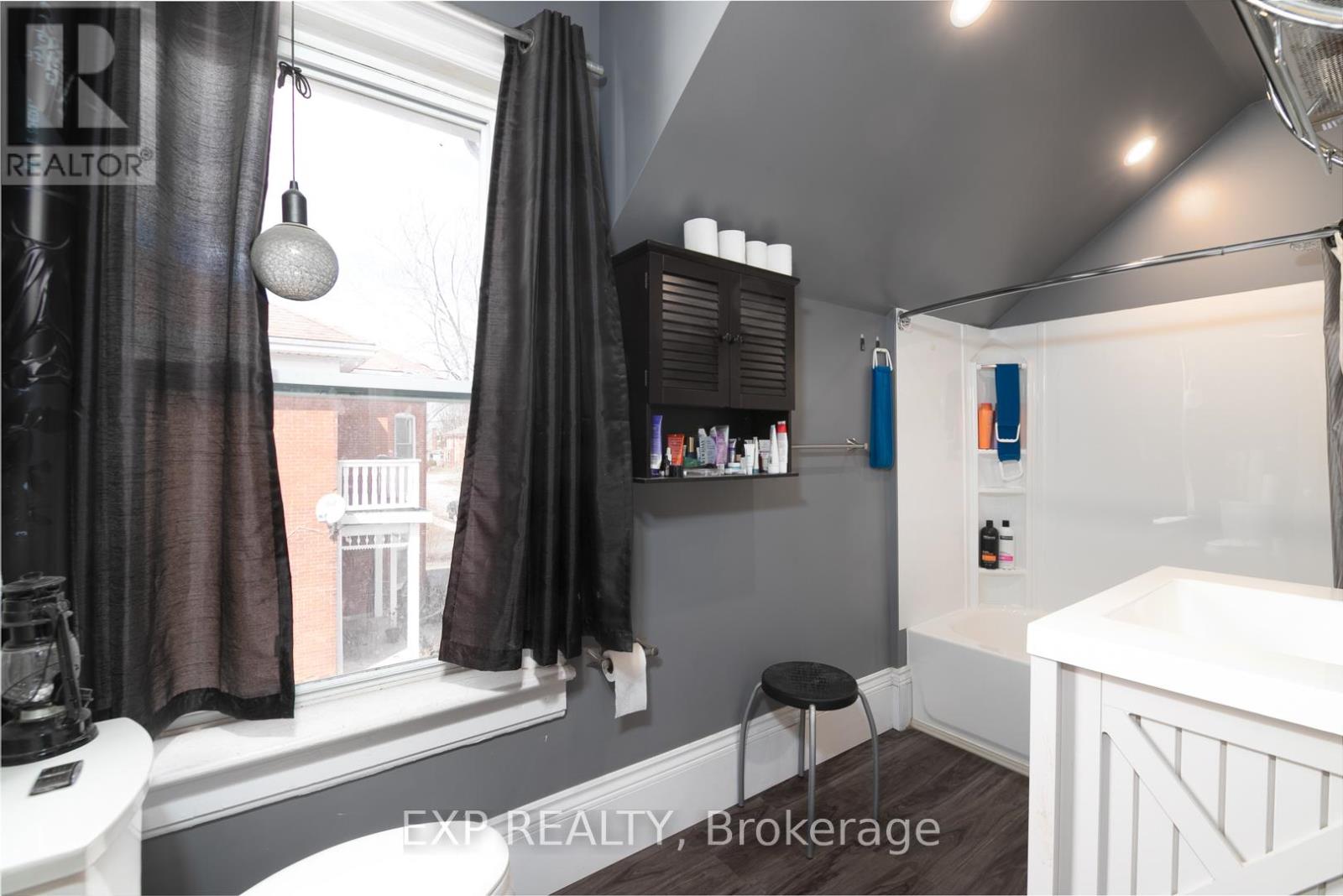 Photo 20 of 123 Green Street, Deseronto ON