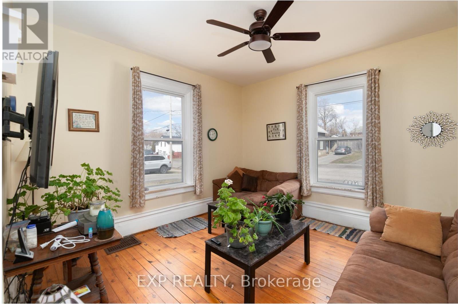 Photo 4 of 123 Green Street, Deseronto ON