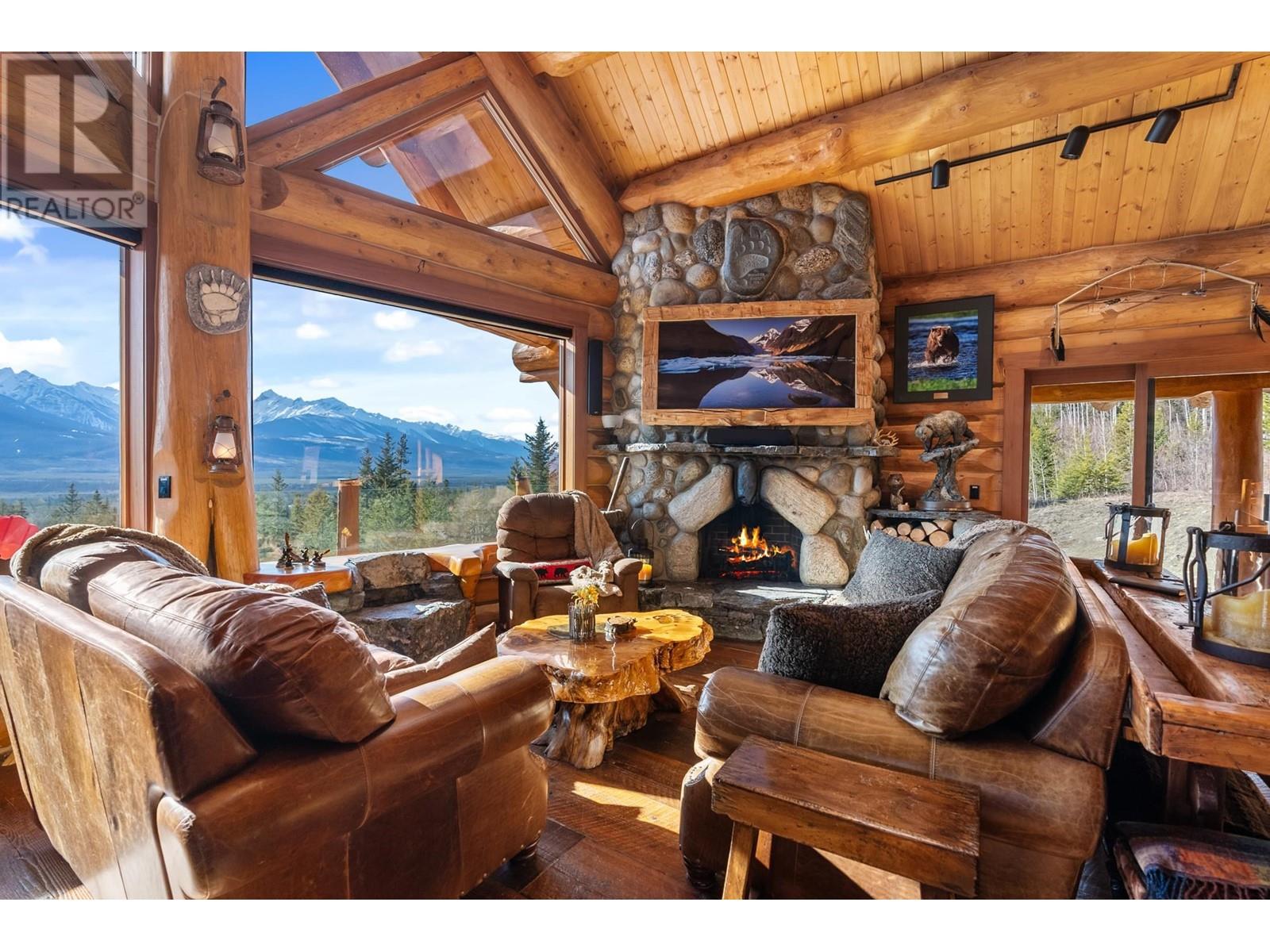 2119 HILLSIDE DRIVE, Valemount