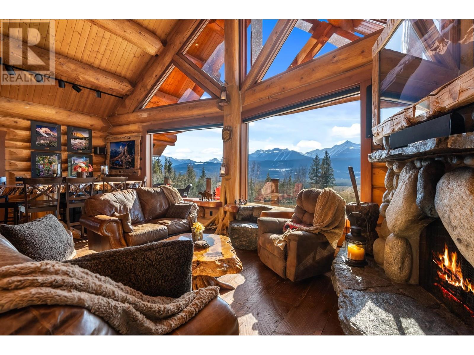2119 HILLSIDE DRIVE, Valemount