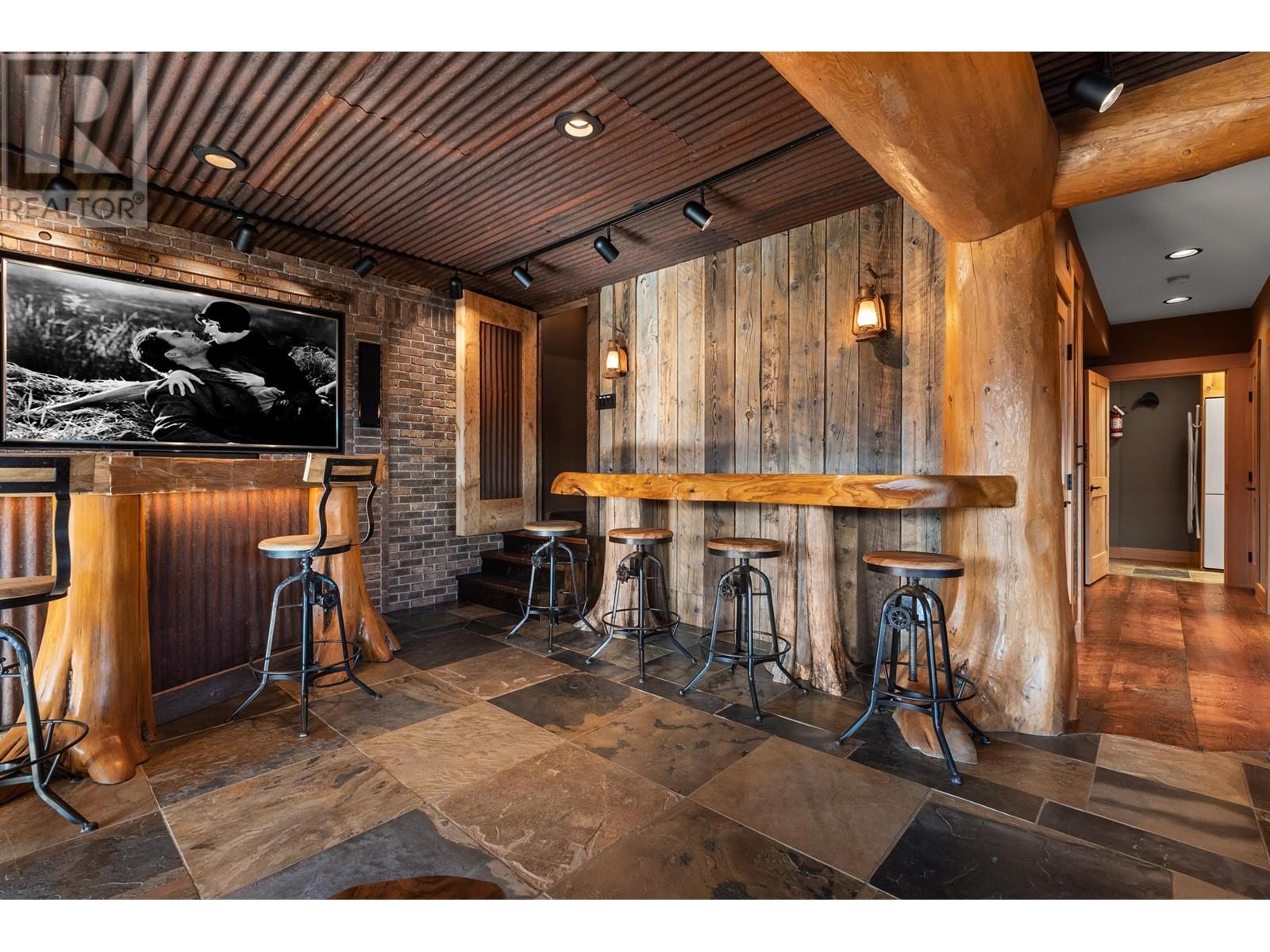 2119 HILLSIDE DRIVE, Valemount