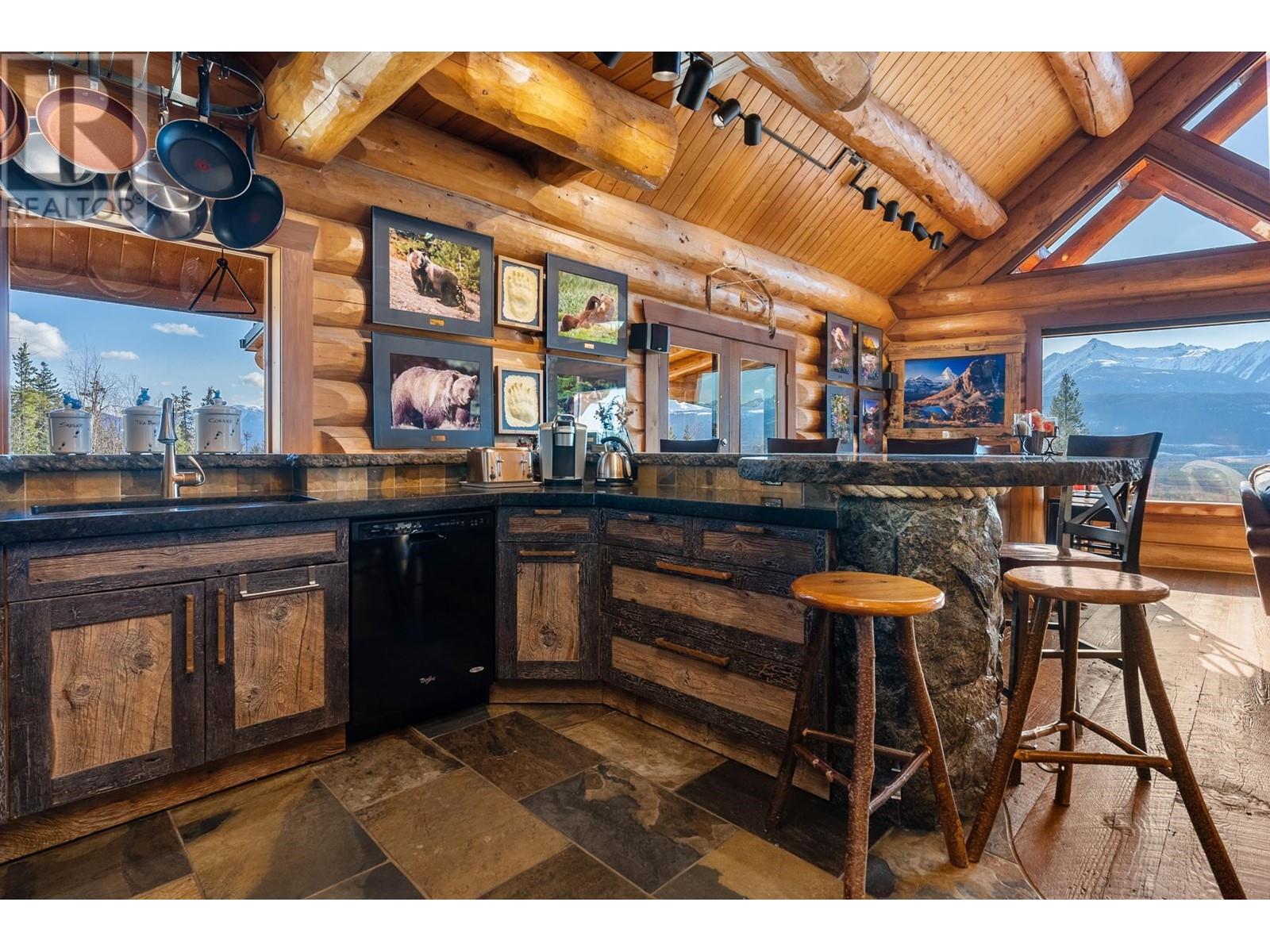 2119 HILLSIDE DRIVE, Valemount
