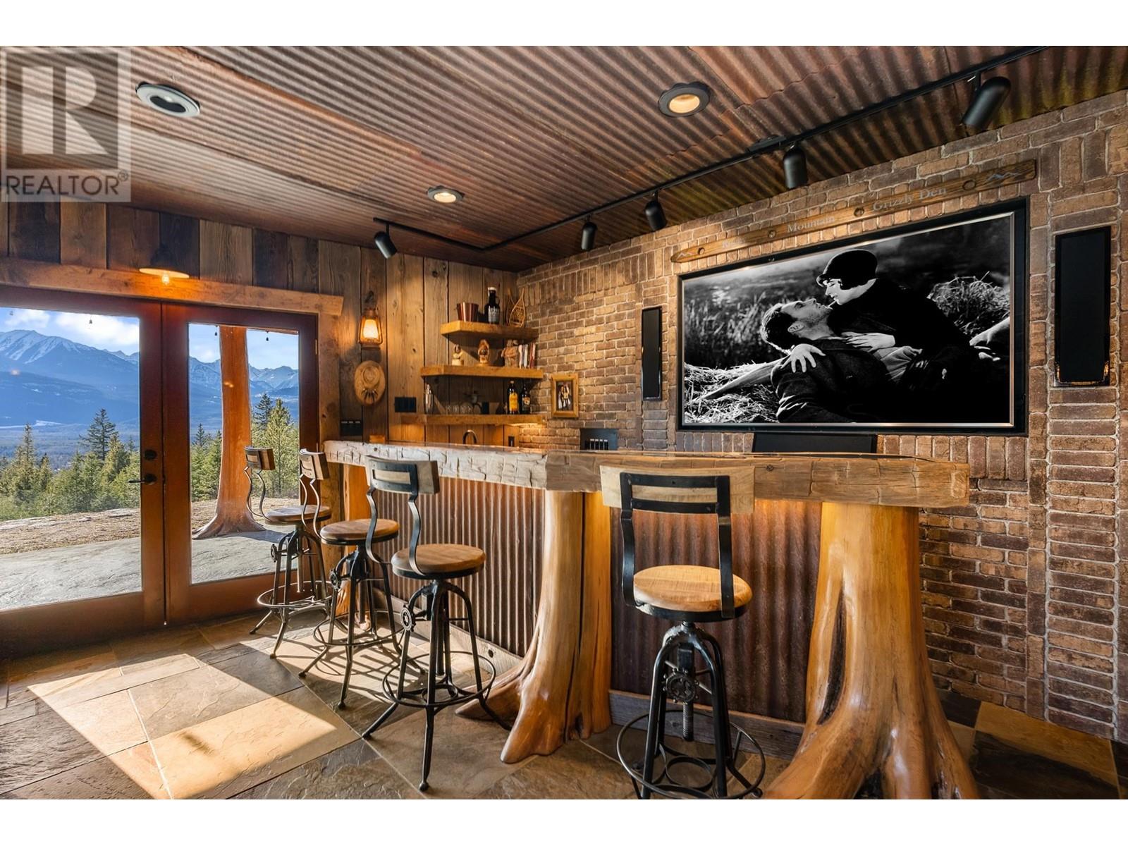 2119 HILLSIDE DRIVE, Valemount