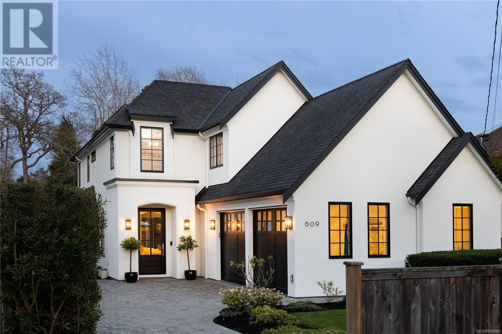 609 Oliver Street, Oak Bay