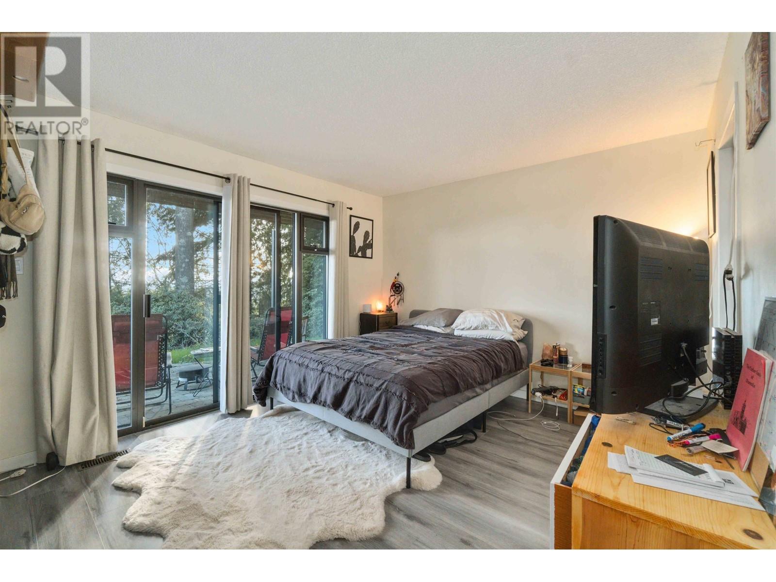 5189 MADEIRA COURT, North Vancouver