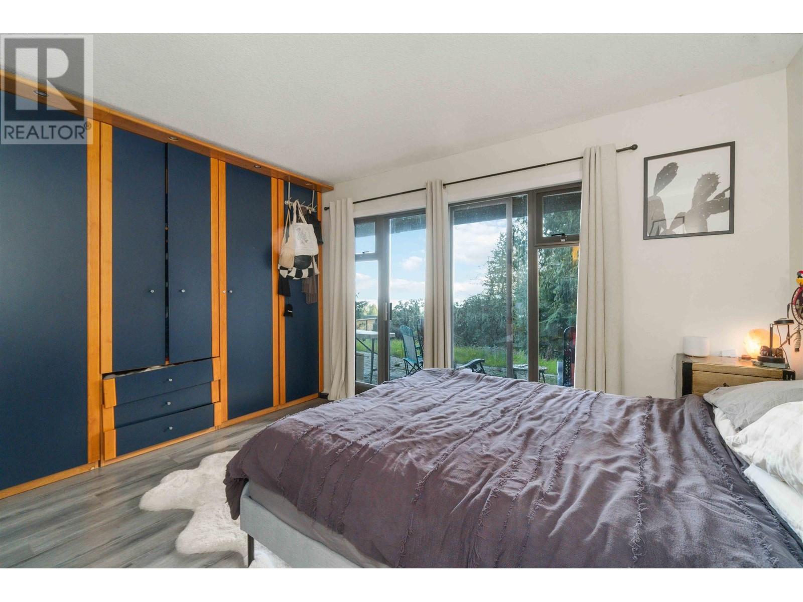 5189 MADEIRA COURT, North Vancouver