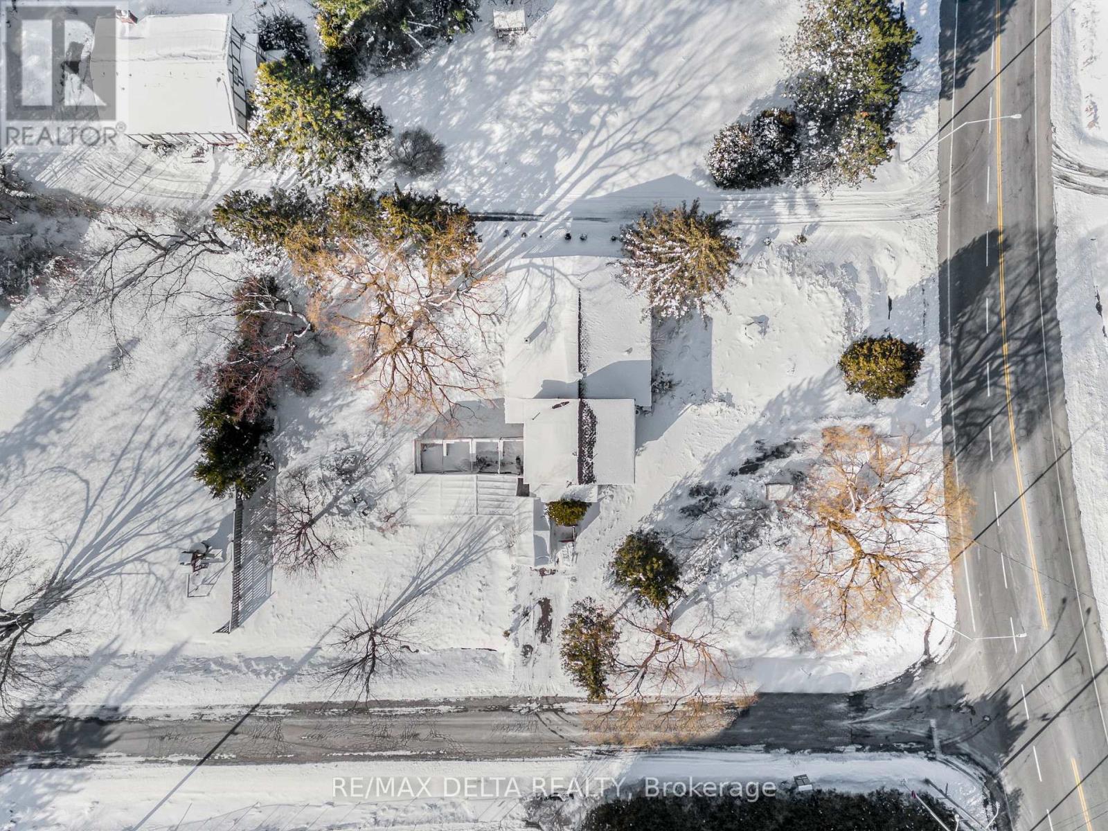 Photo 9 of 1116 Old Montreal Road, Ottawa ON