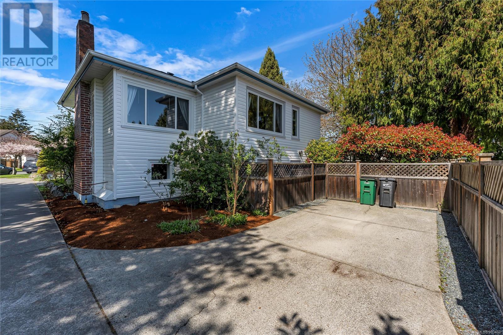  1456 Thurlow Road, Victoria