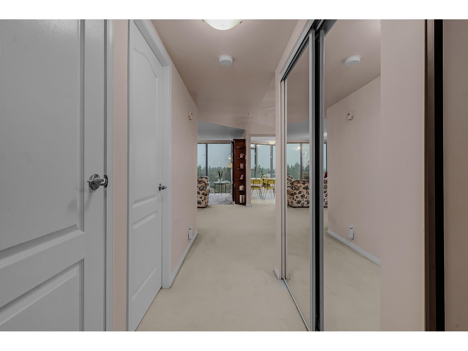 901 32330 SOUTH FRASER WAY, Abbotsford real estate listing R2988460