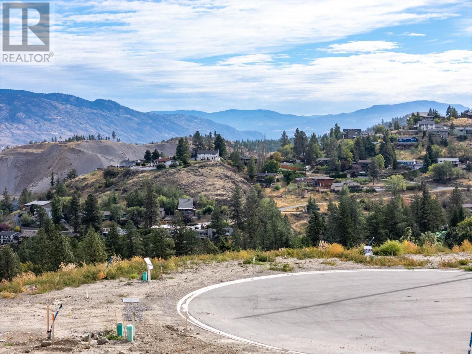 Photo 10 of 1145 Crestwood Drive, Kamloops BC