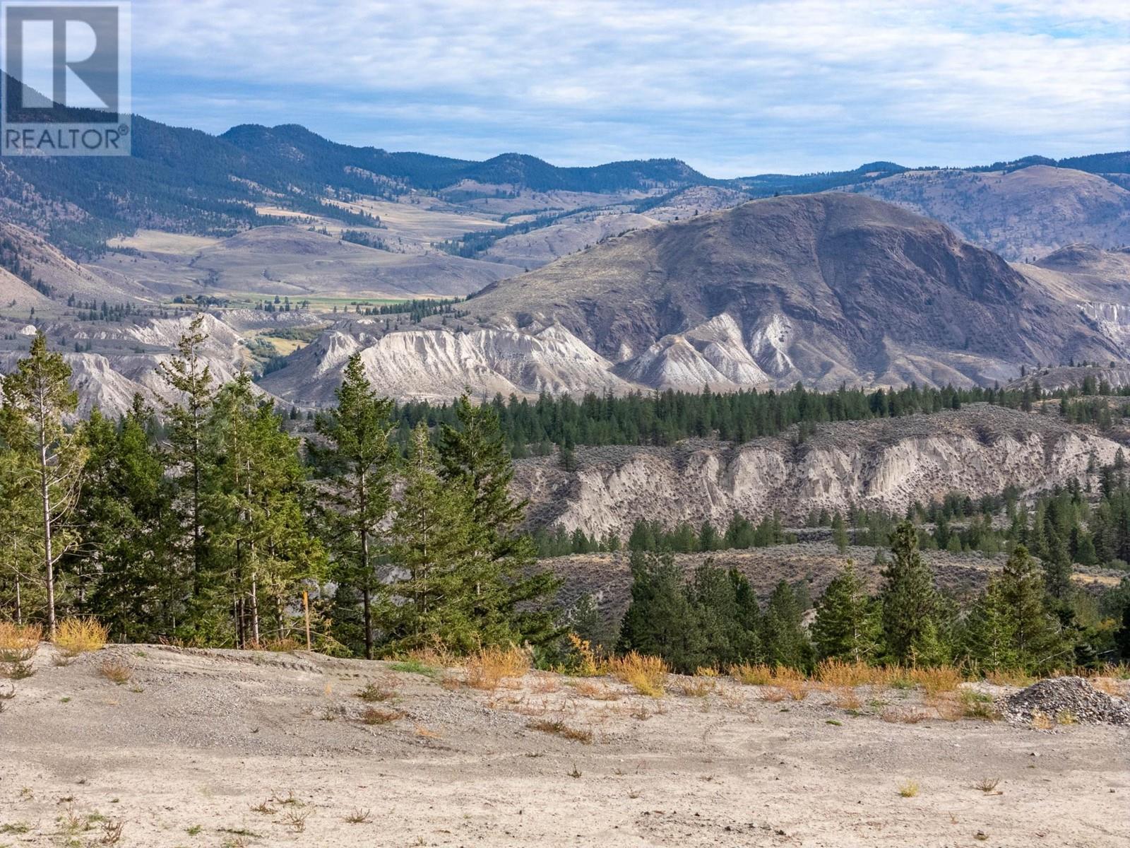 Photo 2 of 1145 Crestwood Drive, Kamloops BC