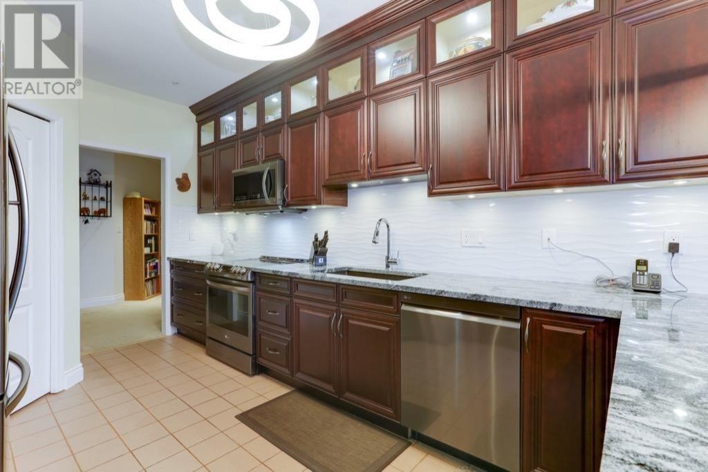 #307-4743 RIVER Road West, Delta