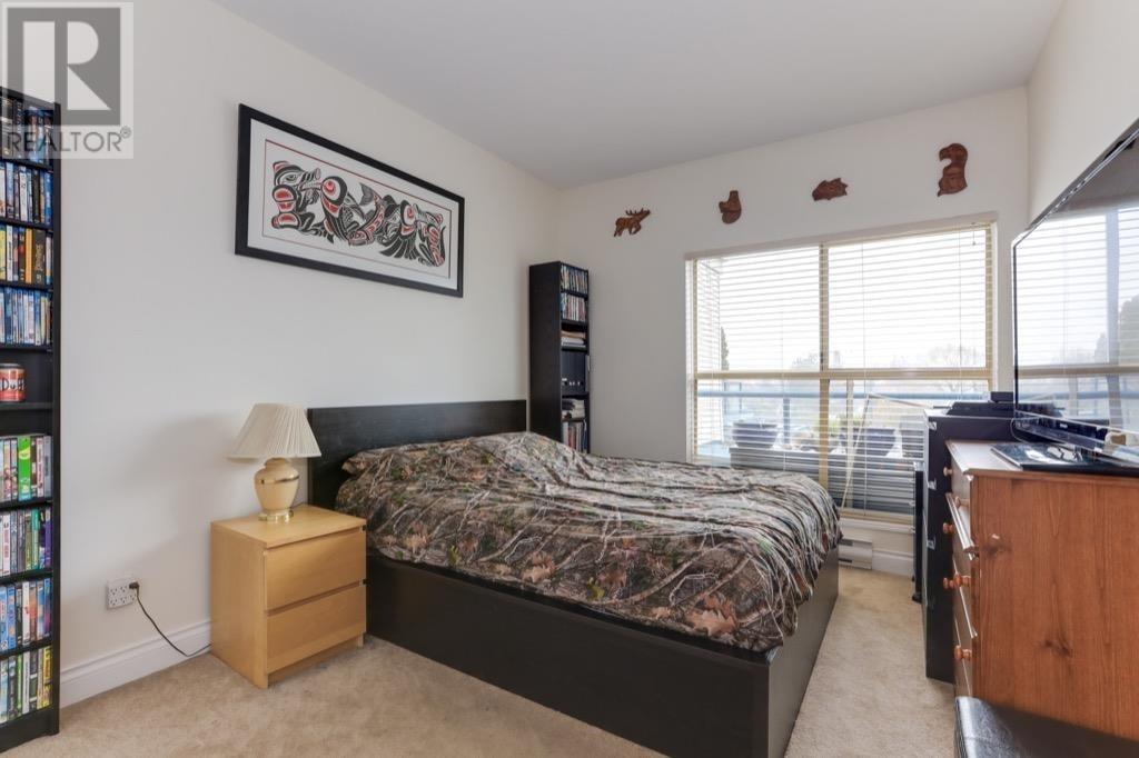 #307-4743 RIVER Road West, Delta
