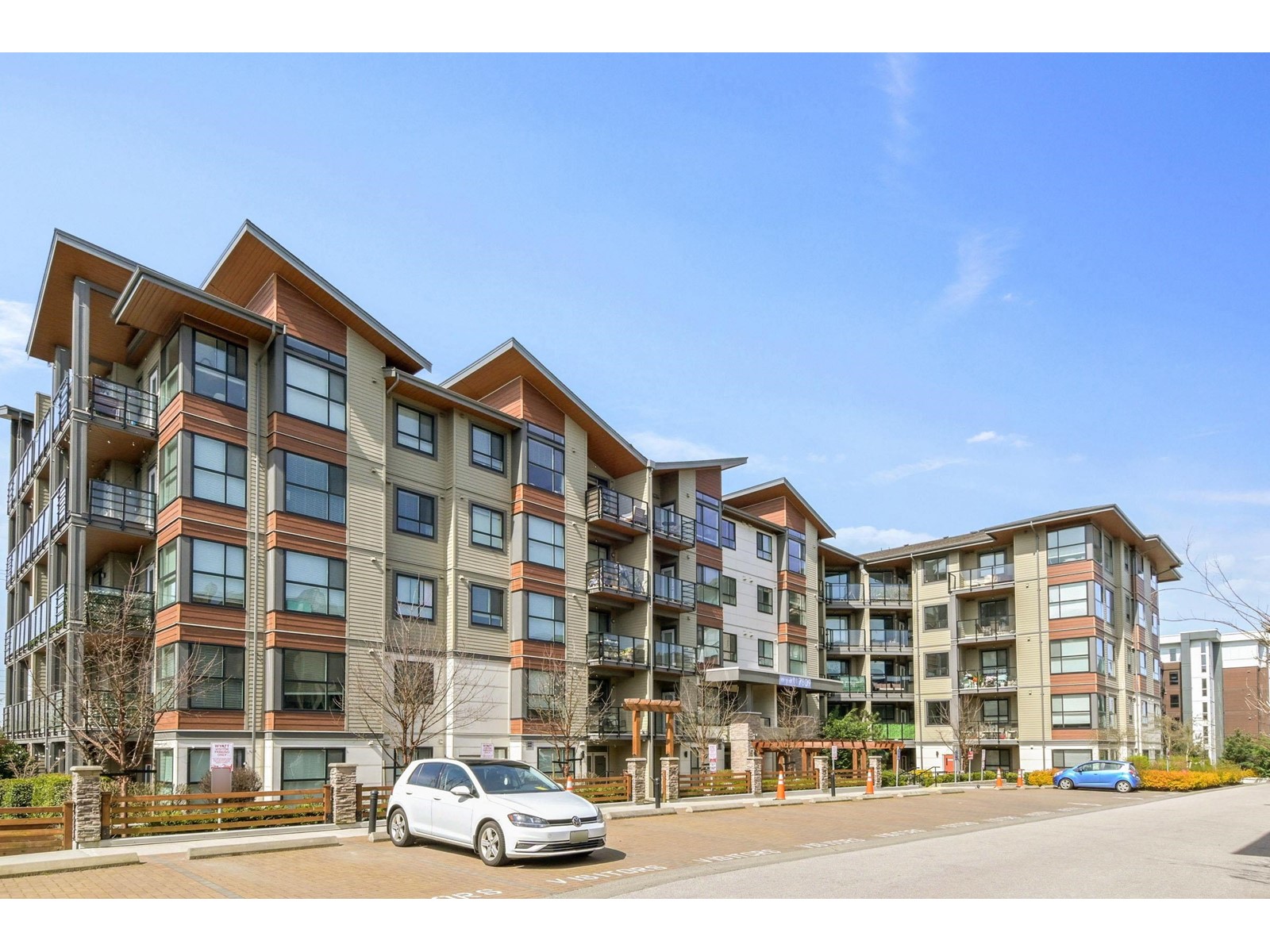 Photo 17 of 405 7809 209 Street, Langley BC