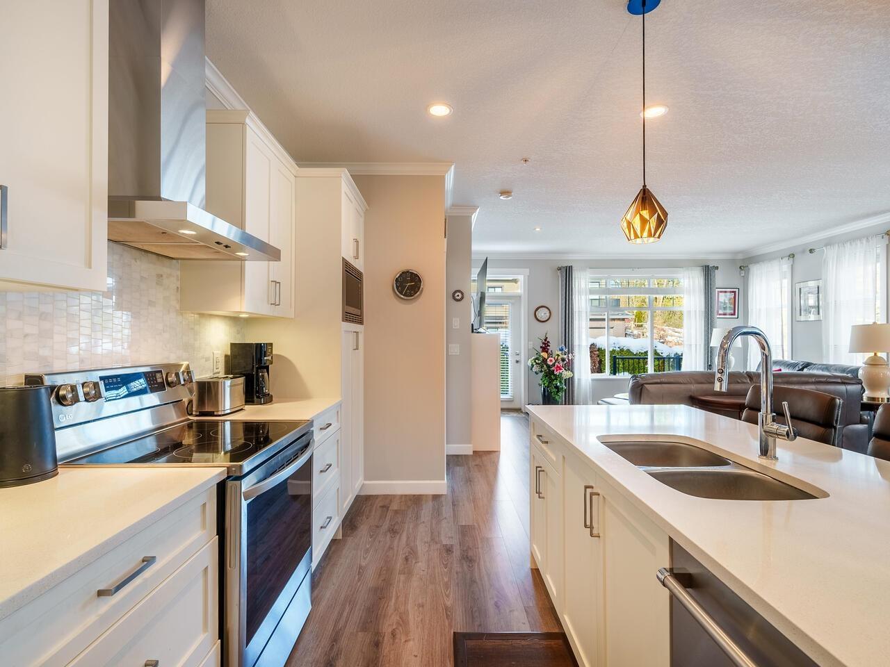 69 7138 210 STREET, Langley real estate listing R2988858