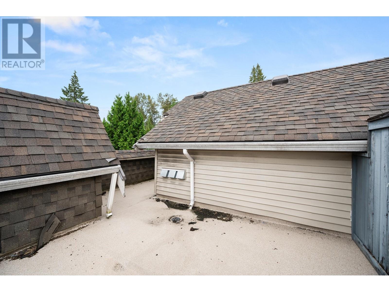 15 1005 LYNN VALLEY ROAD, North Vancouver