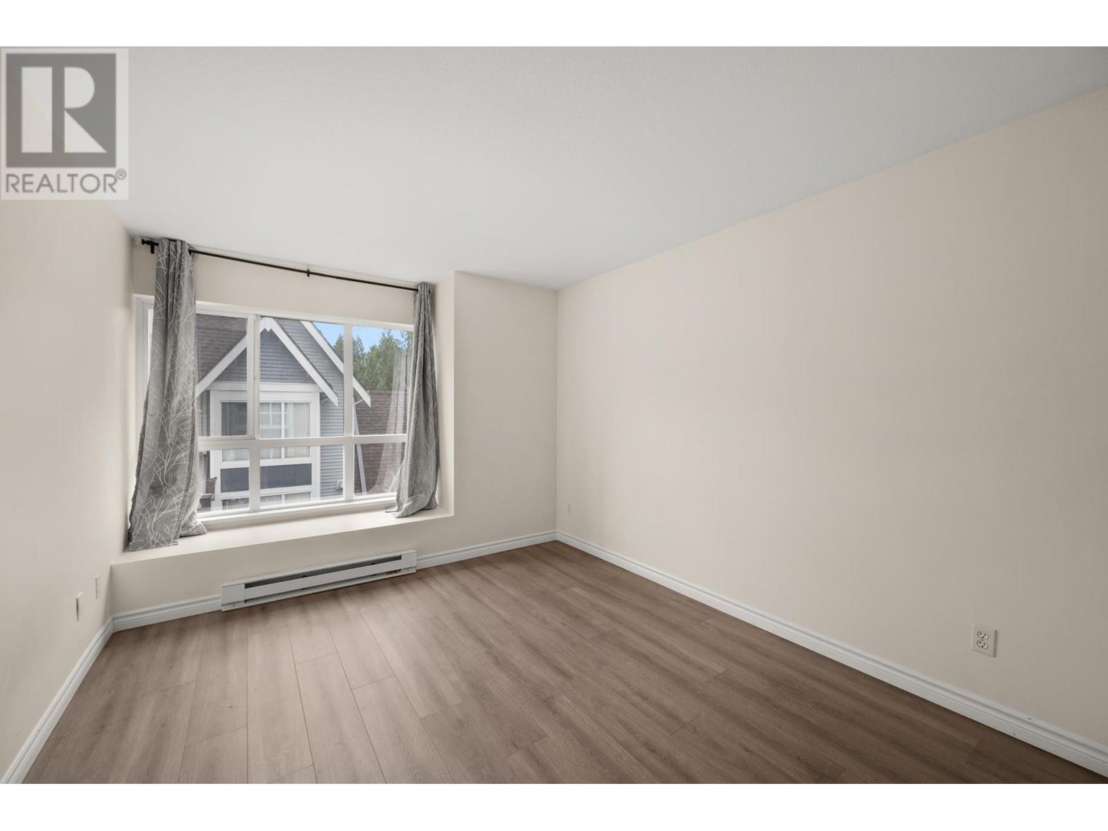 15 1005 LYNN VALLEY ROAD, North Vancouver