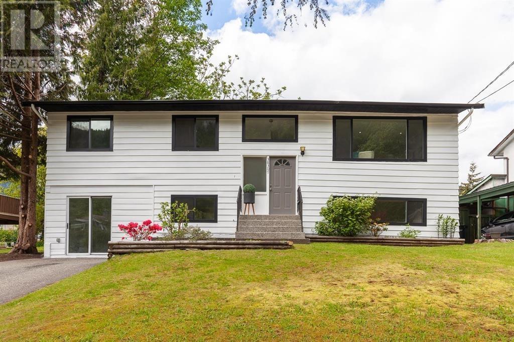 38307 GUILFORD DRIVE, Squamish