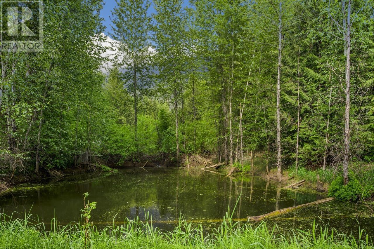 3085 LOIS ROAD, Pemberton