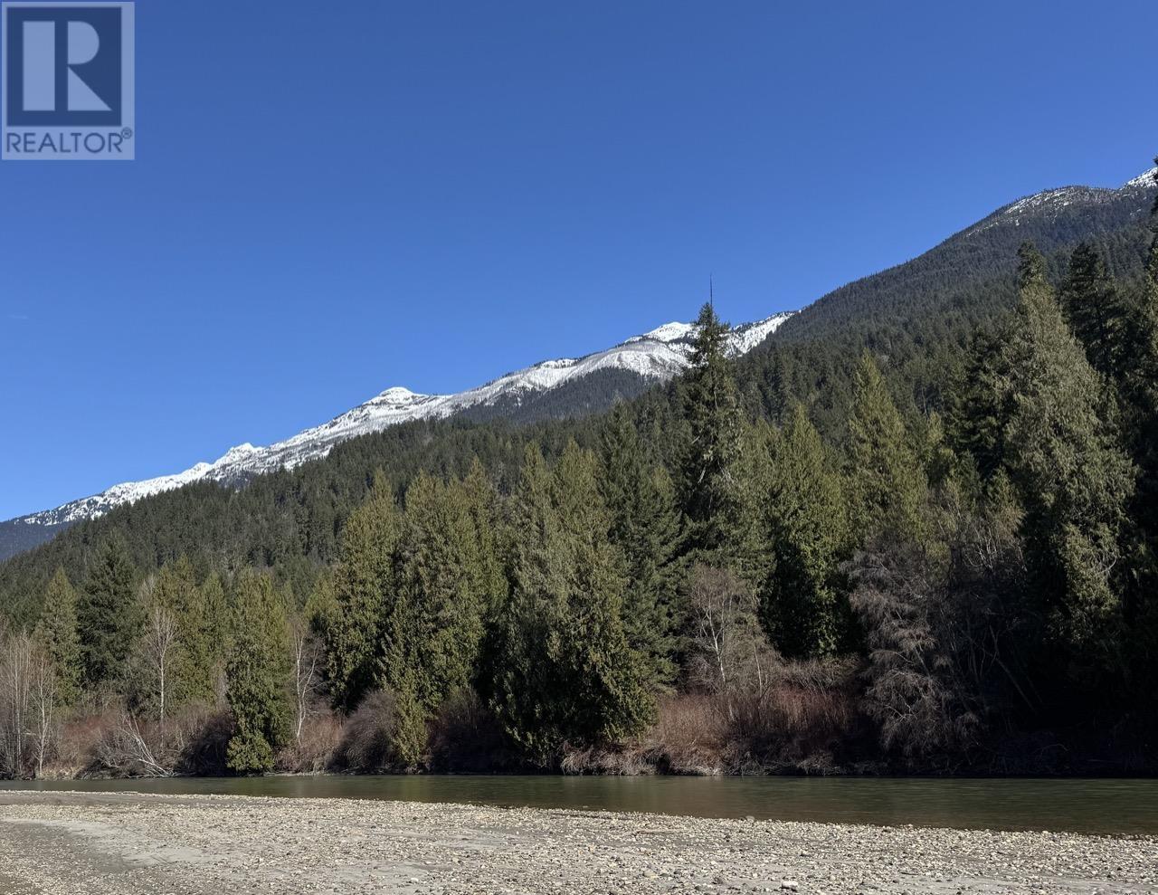 3085 LOIS ROAD, Pemberton