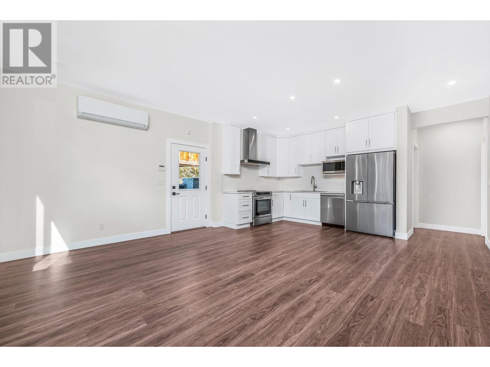 8909 Cherry Lane, Coldstream