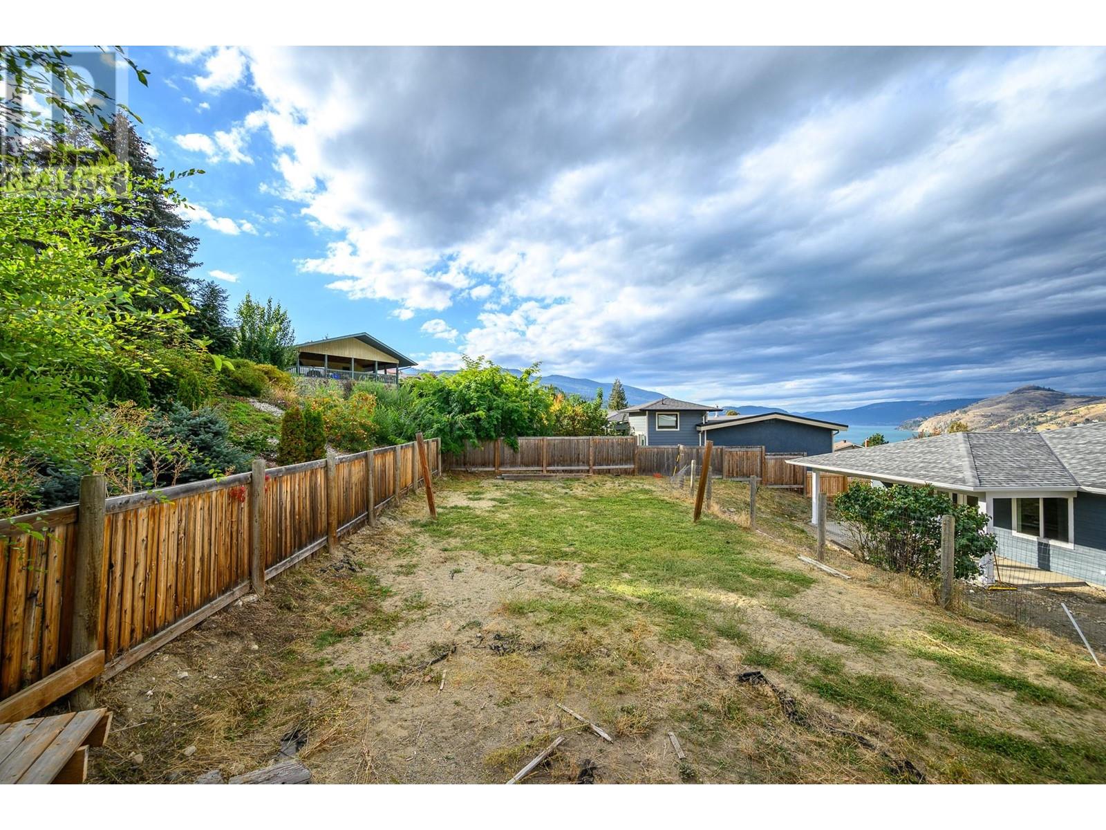 8909 Cherry Lane, Coldstream
