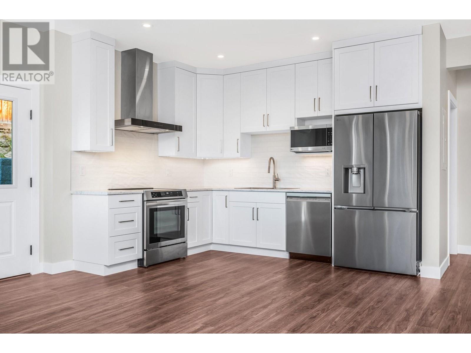 8909 Cherry Lane, Coldstream