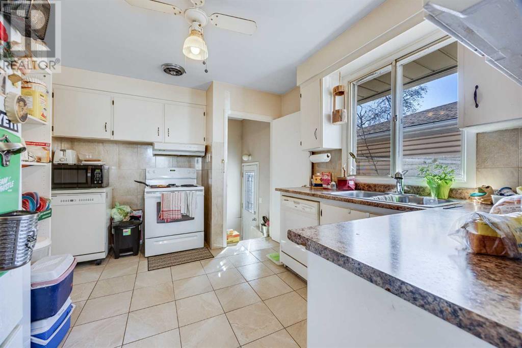 Single Family House Bungalow for Sale in  Ash Crescent SE Southview Calgary 