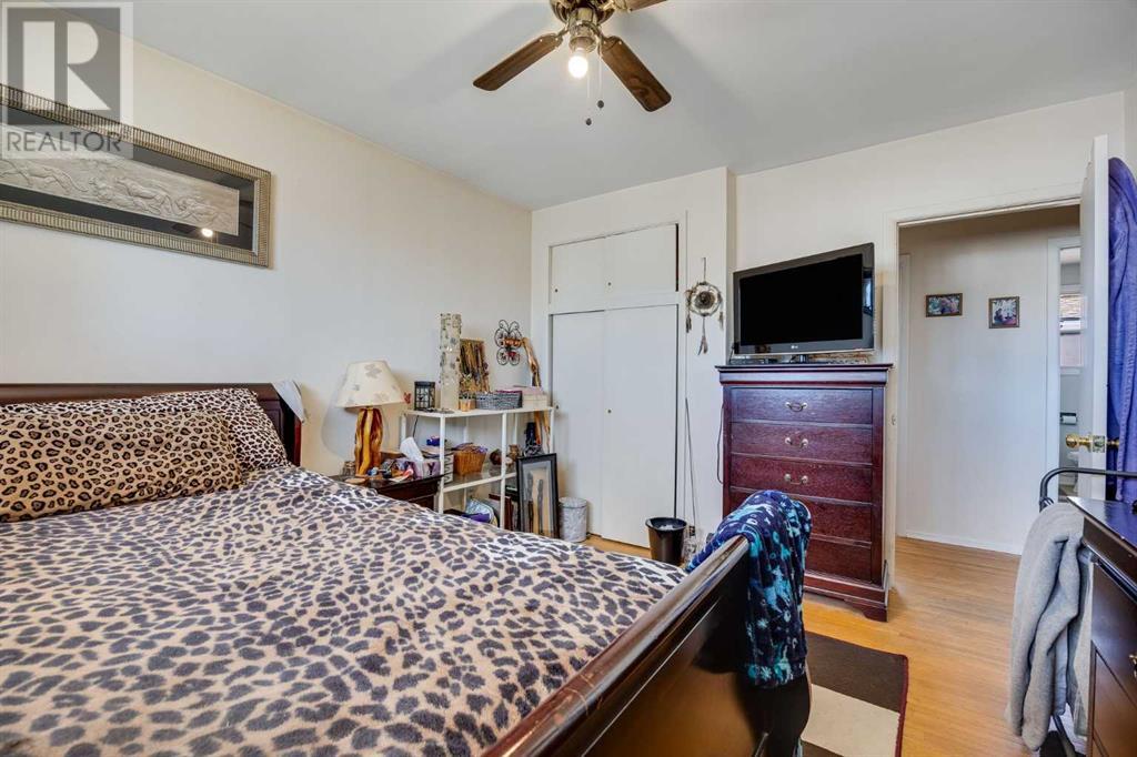 Single Family House Bungalow for Sale in  Ash Crescent SE Southview Calgary 