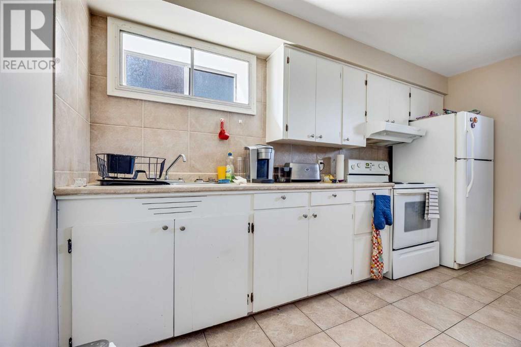 Single Family House Bungalow for Sale in  Ash Crescent SE Southview Calgary 