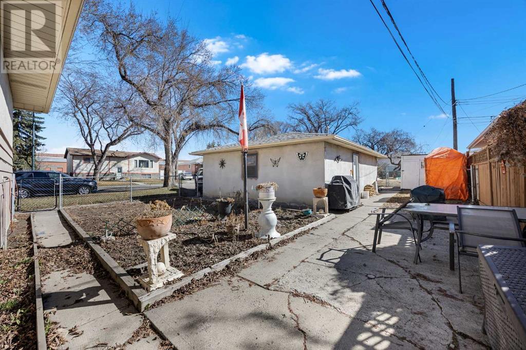 Single Family House Bungalow for Sale in  Ash Crescent SE Southview Calgary 