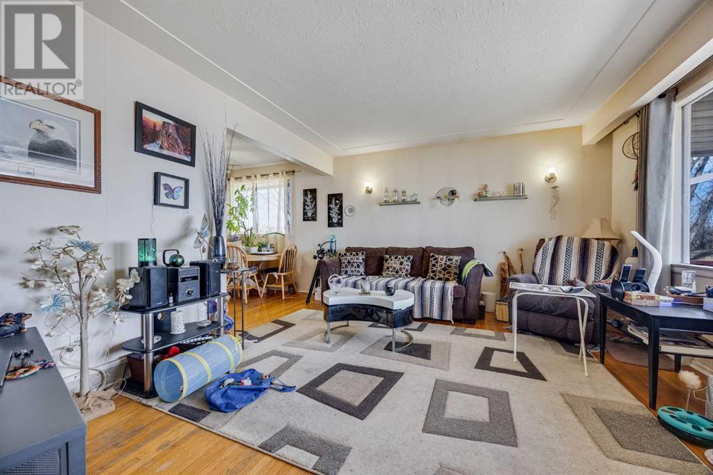 Single Family House Bungalow for Sale in  Ash Crescent SE Southview Calgary 