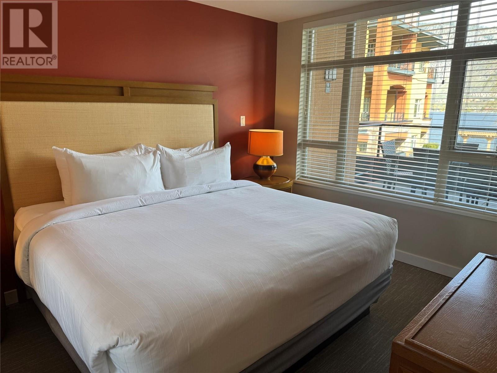 15 PARK Place Unit# 210, Osoyoos