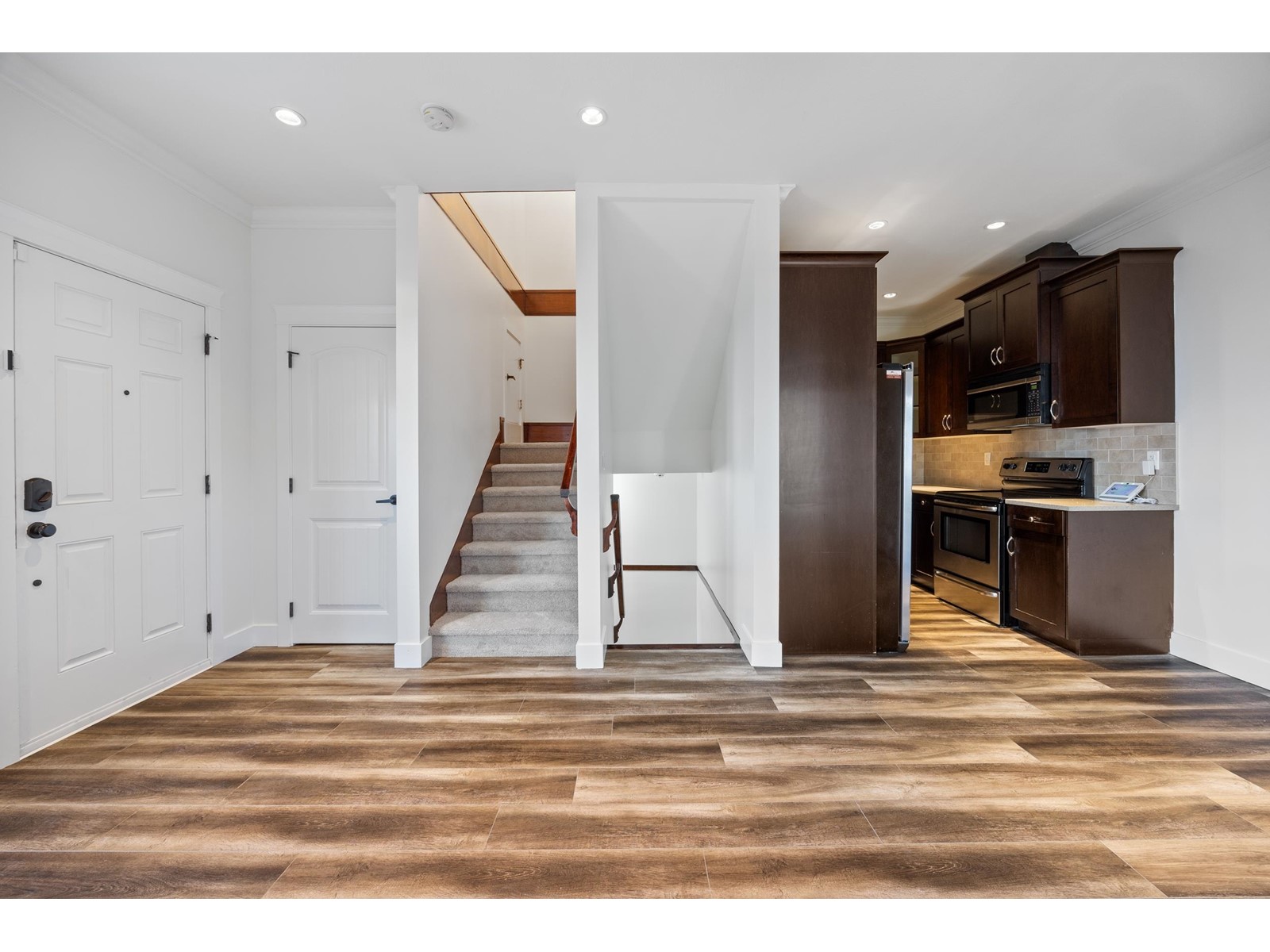 1 19299 72 AVENUE, Surrey real estate listing R2981050