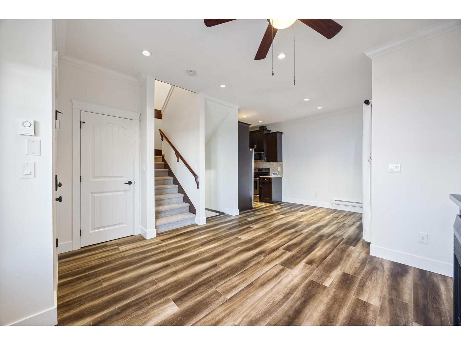 1 19299 72 AVENUE, Surrey real estate listing R2981050