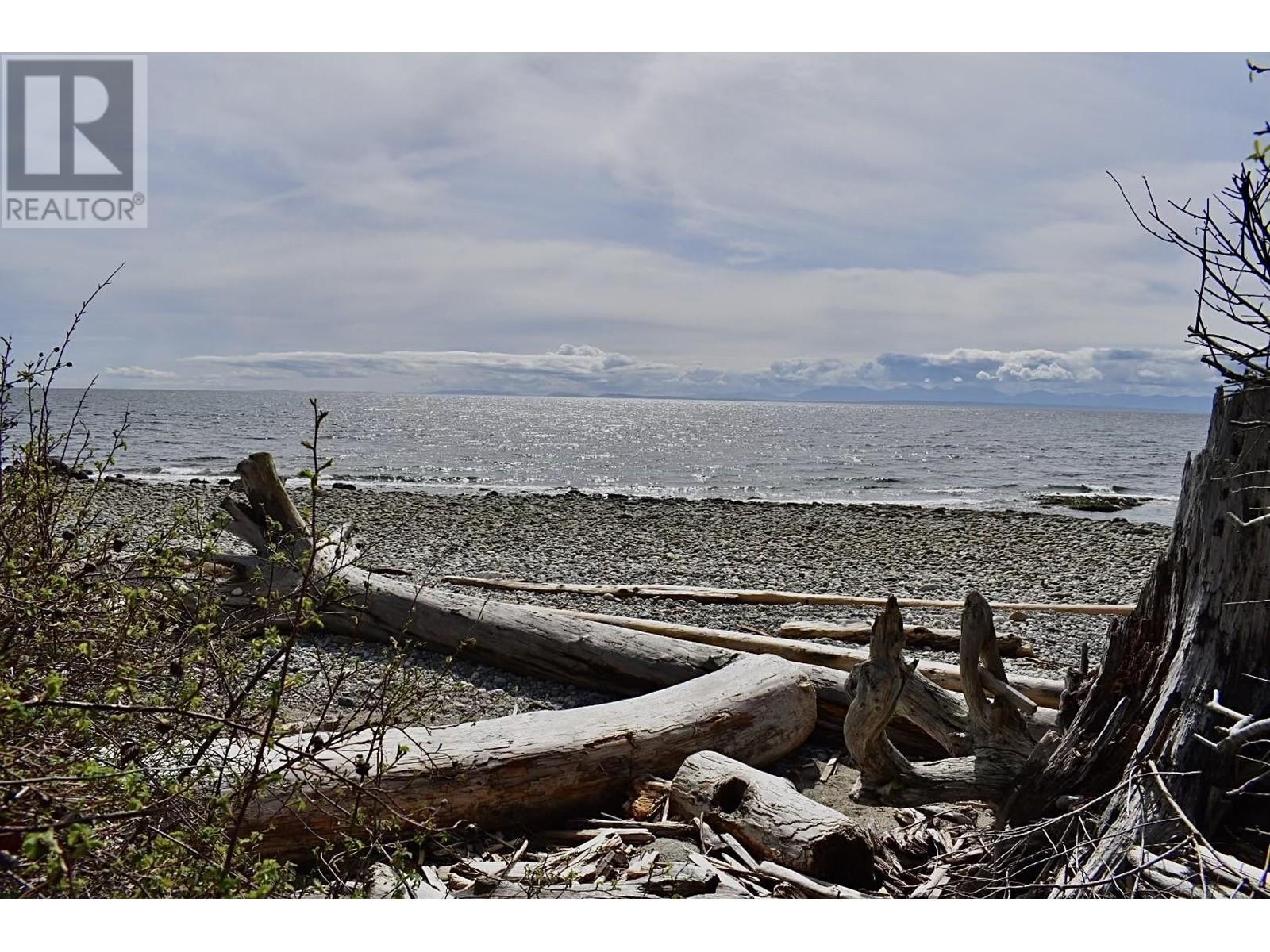 2763 LOWER ROAD, Roberts Creek