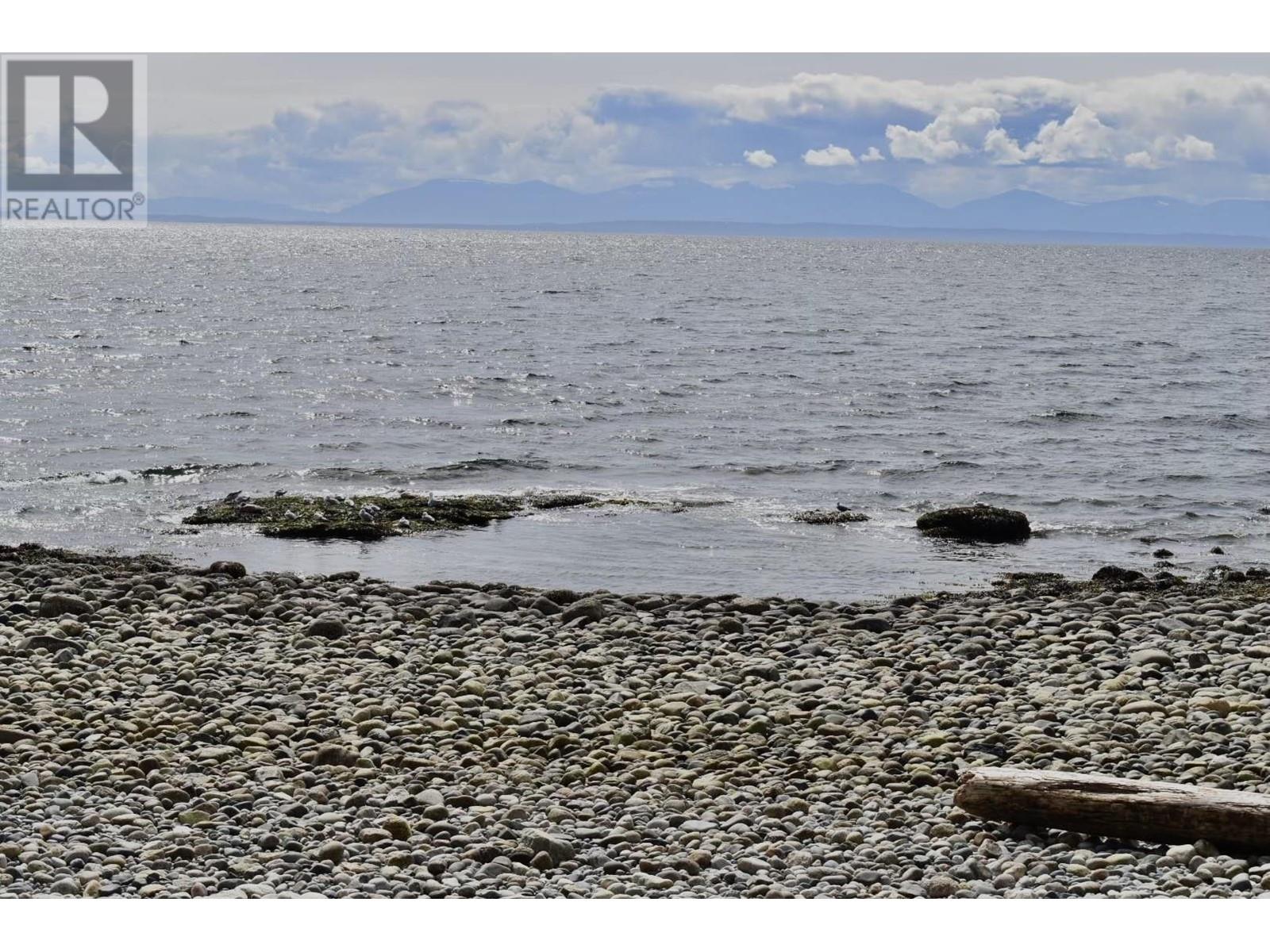 2763 LOWER ROAD, Roberts Creek