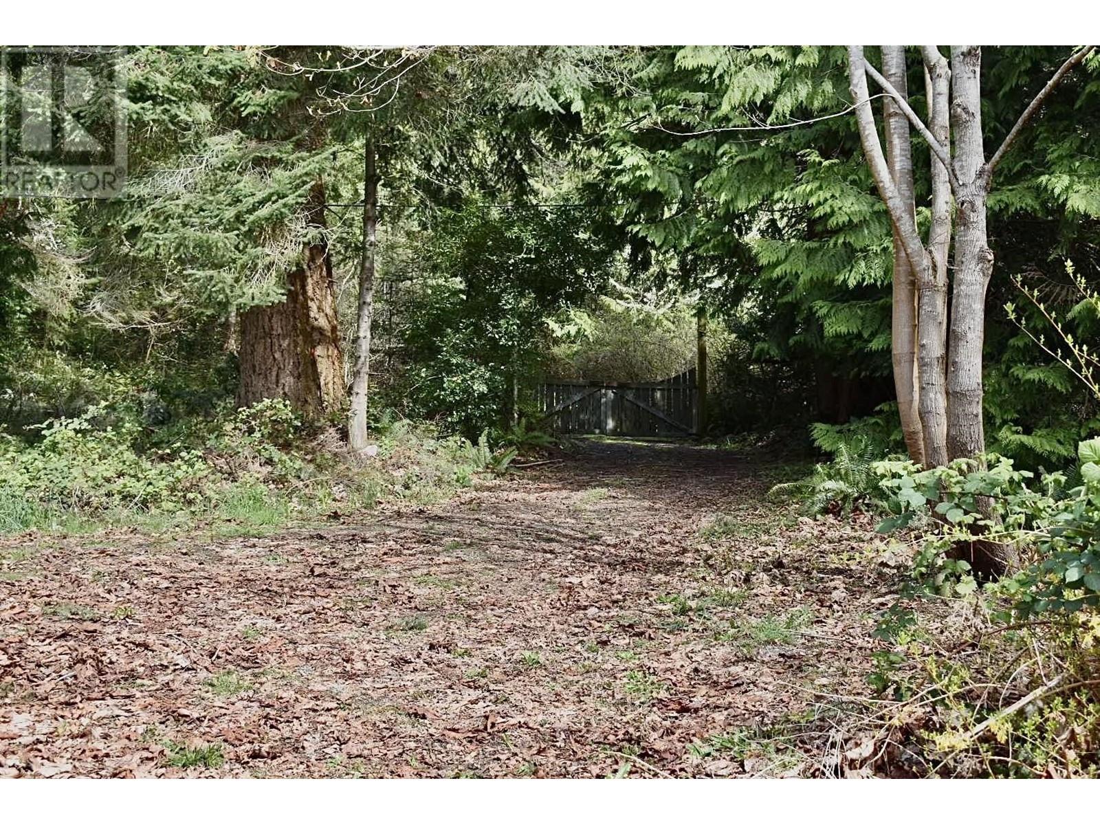 2763 LOWER ROAD, Roberts Creek