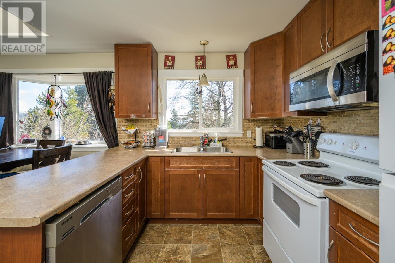 411 S LYON STREET, Prince George