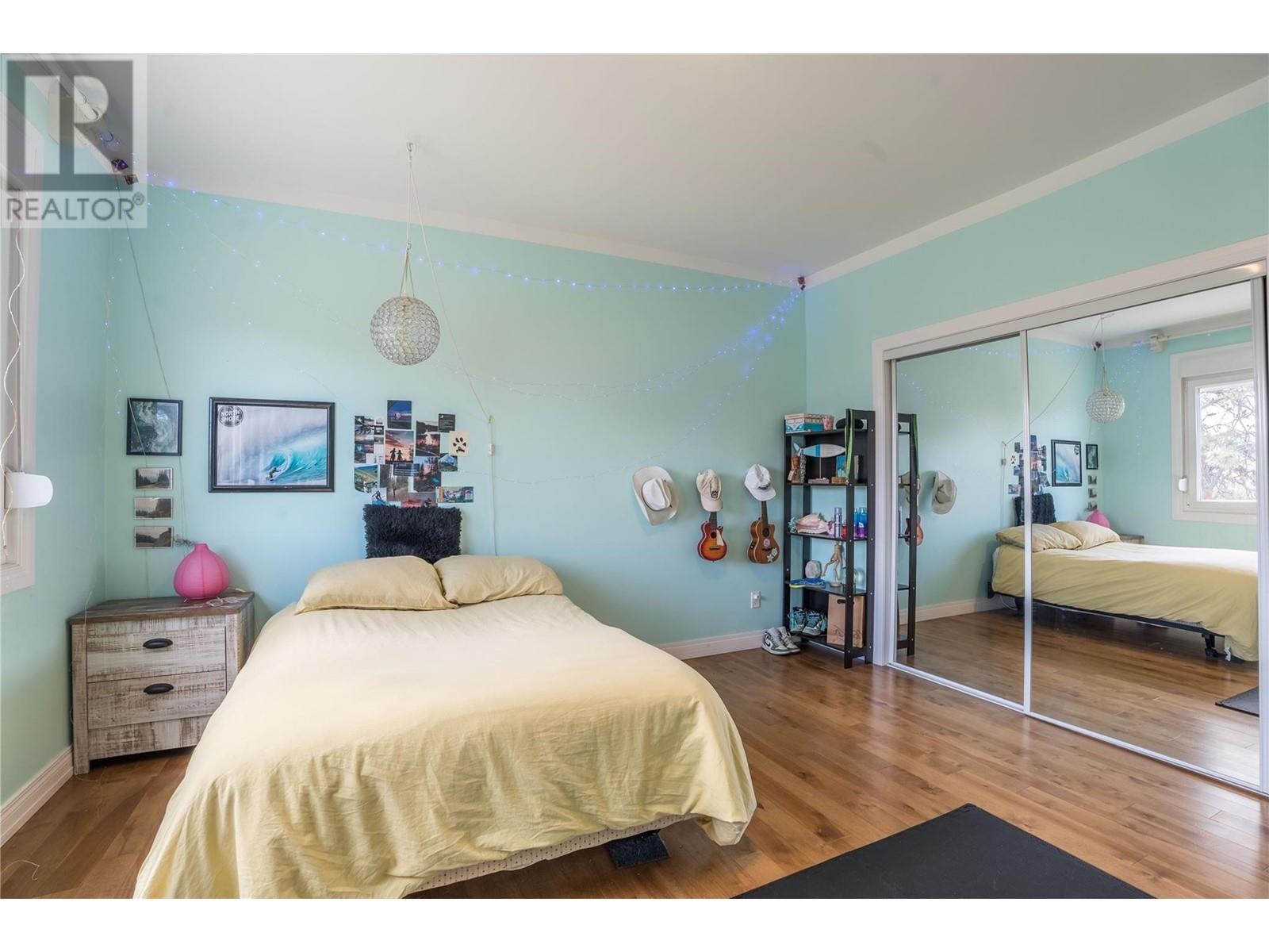  6220 Simpson Road, Summerland
