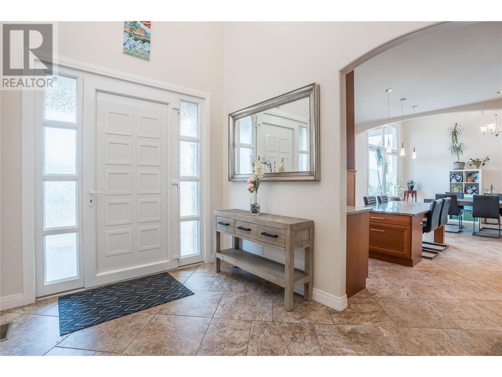  6220 Simpson Road, Summerland
