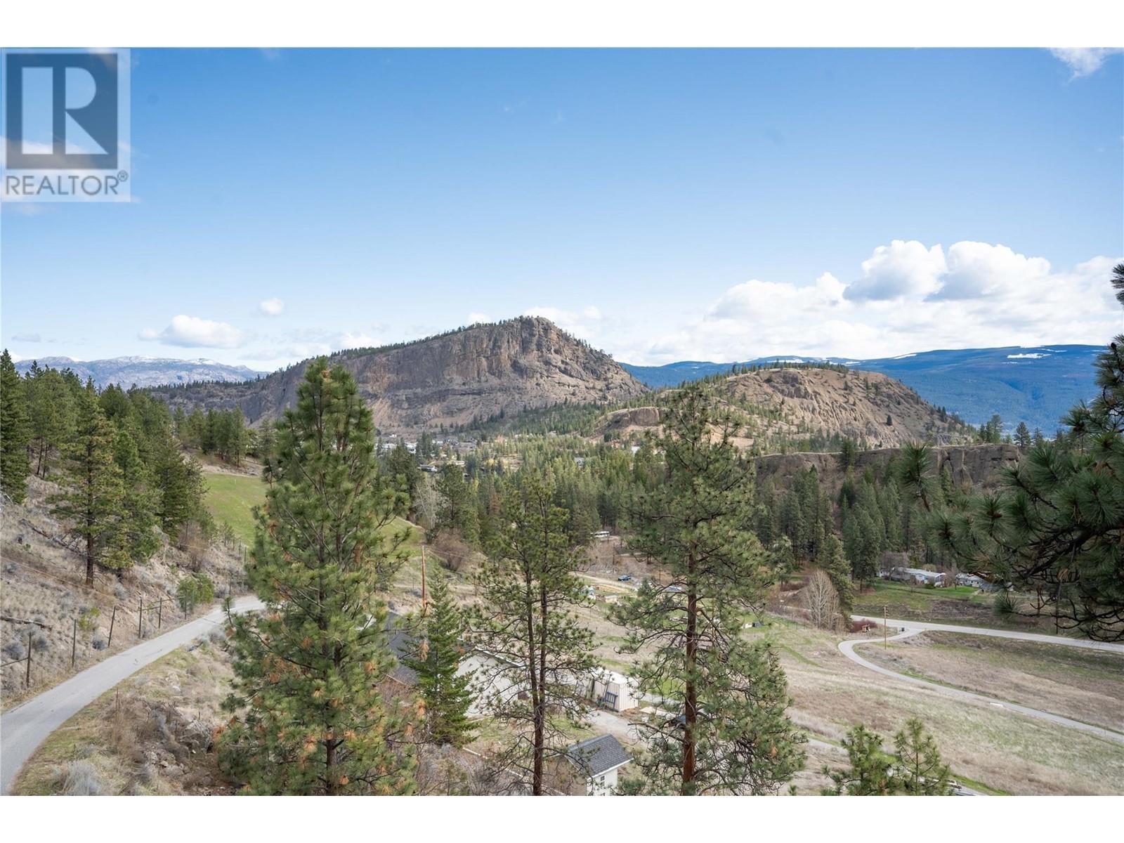  6220 Simpson Road, Summerland