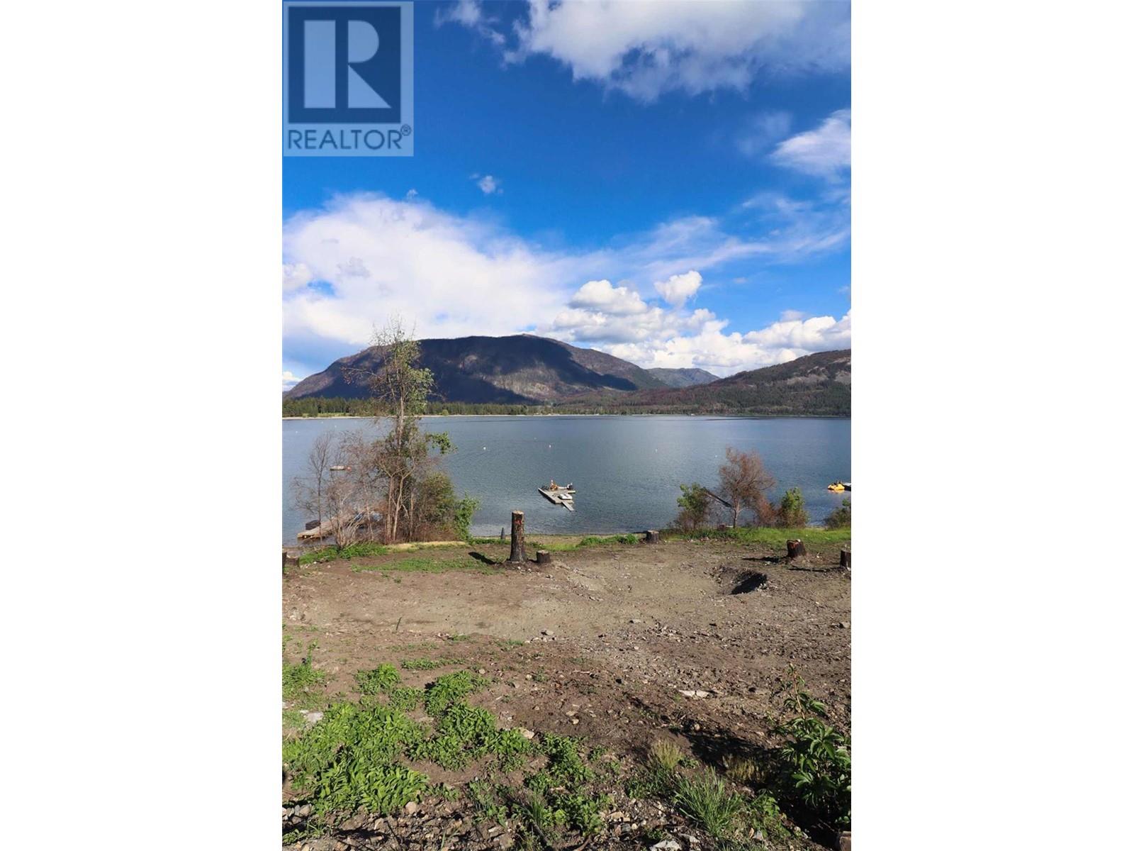1419 LITTLE SHUSWAP LAKE Road, Chase